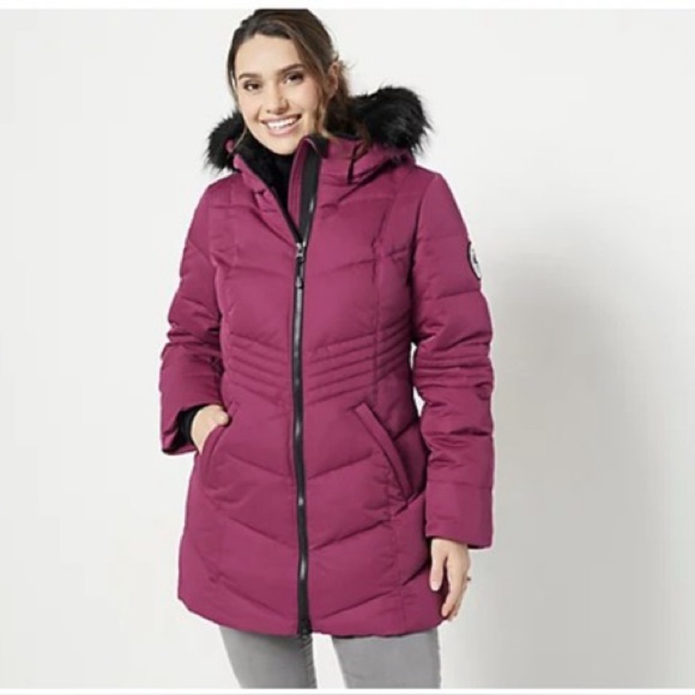 Artic Expedition woman’s puffer parka  berry/ magenta small